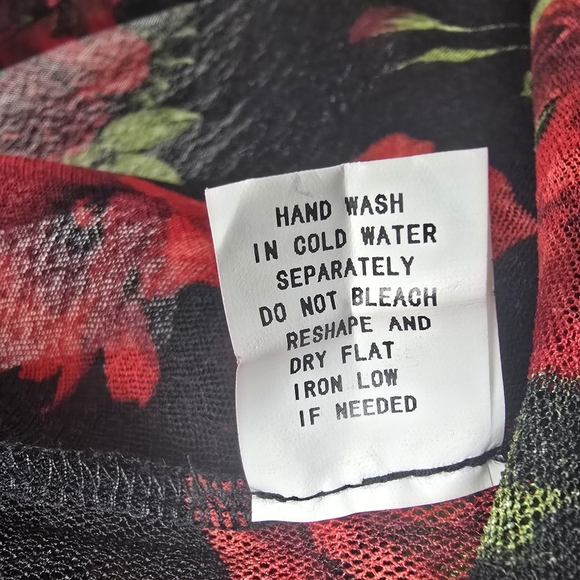 EMBER Mid Length Sheer Duster Kimono 3/4 Sleeves Floral Red Black Womens Size M - Picture 9 of 14